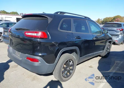 2018 Jeep Cherokee Latitude Fwd from USA, damaged, VIN 1C4PJLCB8JD545156
